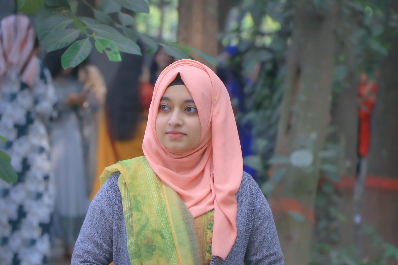 Sumaya001